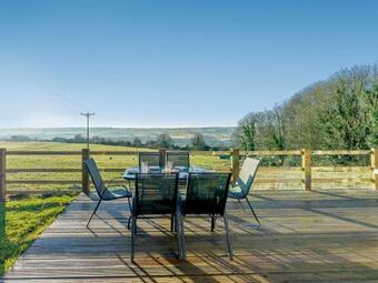 High Pastures - Uk33665