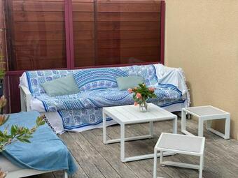 Villa Castelneuvienne