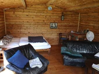 Gartenh�tte - Schlafen Bei Den Schafen