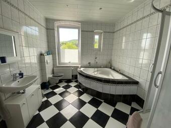 Apartamento Gro�z�gige, Helle Ferienwohnung F�r 2 Bis 5 G�ste