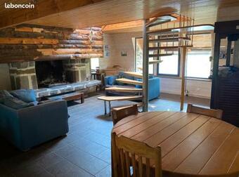 Maison Auvergne Volcan Puy Mary Claux Girald�s Gr400