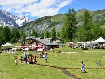Apartamentos Just 30m From The Ski Lifts