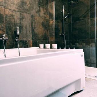 La Maison Des Secrets!