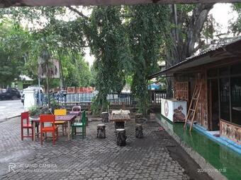 Hostal Guest House Dorm Floressa