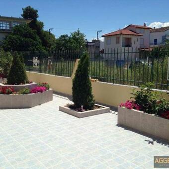 Kasaras Apartments