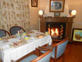 Bed & Breakfast Foleys Bar & Restaurant