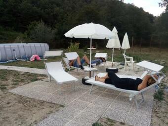 Area Picnic Le Pratera Con Alloggi In Tenda