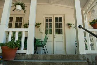 Bed & Breakfast Bo P� Big�rd Eke Gamla Skola