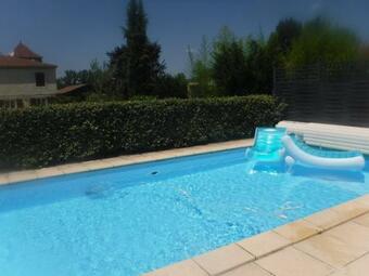 Hostal Les Tours Celtiques