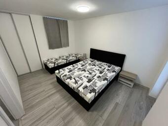 Modern� Apartm�n Pri K�palisku Na Kurinci