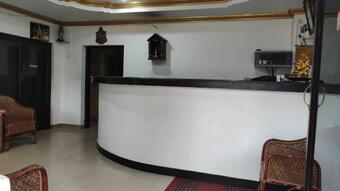 Hotel Pop 91925 Lekshmi Rooms & Villas