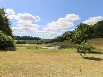 Swandown, 18 Netherhaye