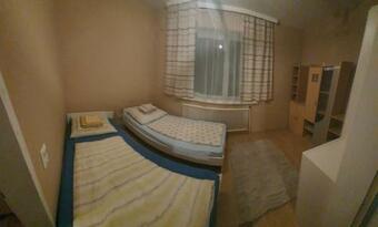 Apartamento Monteurzimmer = Anicka