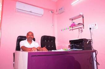 Oyo 91963 Dev Hotel And Restaurant