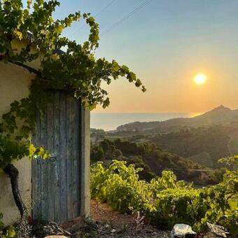 Maison De 2 Chambres Avec Jardin Clos Et Wifi A Feuilla