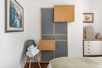 Loft Apartment In Historic Building In Quiet Central Setting