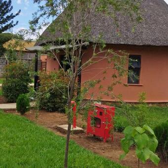 Hotel Hunters Paradise Cottages