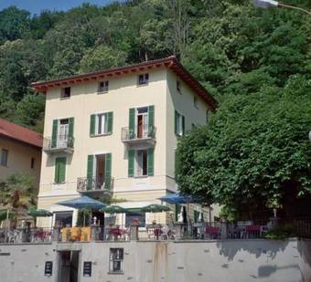 Hostal Pensione Agra