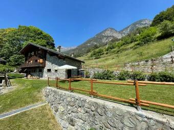 Chalet Mont Avic