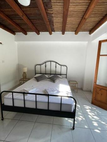 Traditional Holiday House In Louvaras Village