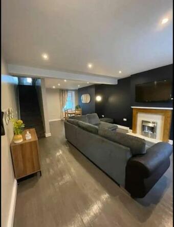 Lindow Street By Prestige Properties Sa