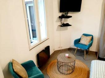 Apartamento Le Petit Charmeur, Parking, Wifi, Gare