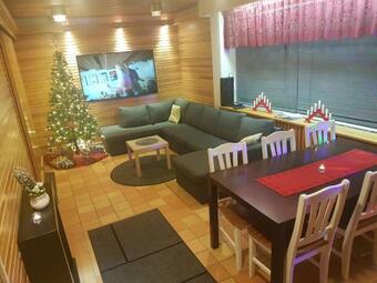 Apartamento Nat, Asunto L�hell� Kaikkea