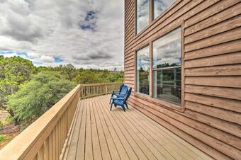 Secluded Show Low Home, Near Hiking Trails!