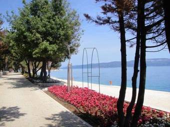 Hostal Guesthouse Adriana Cottages