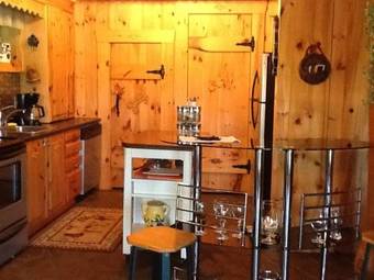 Location Chalets Au Lac Pointe-au-ch�ne - Chalet Bois Rond