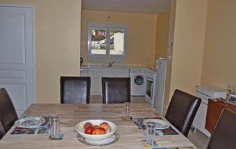 Holiday Home Poullaouen 51