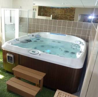 Hotel H�tel Restaurant Chal�at Sapet