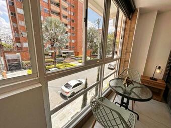Lujoso Apartamento En Laureles