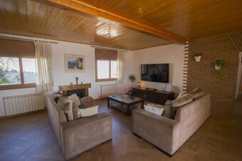 Villa Catalunya Casas Indoor And Outdoor Pools, Sauna, Gym, Games Area