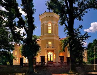 Hotel Pa?ac Paw?owice