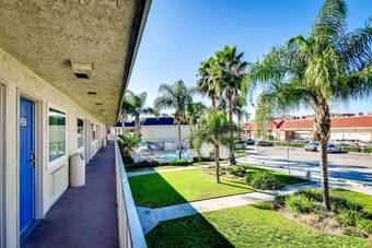 Motel 6 Riverside South