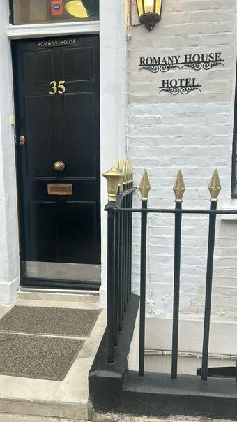 Romany House Hotel