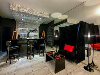 Coelho Beach Hotel