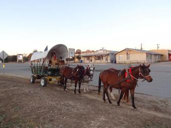 Posada River Oak Inn And Restaurant