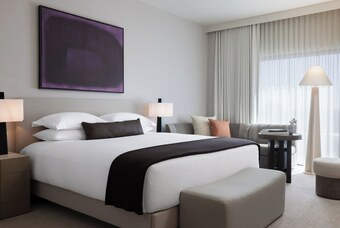 Kimpton Claret Hotel By Ihg