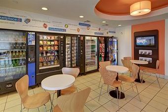 Motel 6 Fort Worth Northlake Speedway