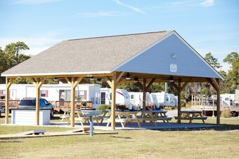 Sun Retreats Gwynn's Island