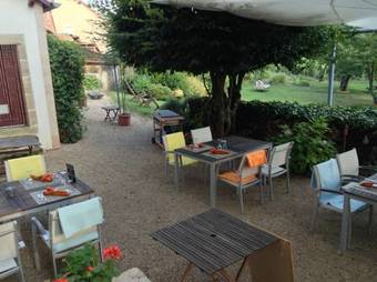 Hotel Au Coeur De Meaulne