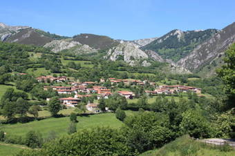 Agroturismo La Casona De Entralgo