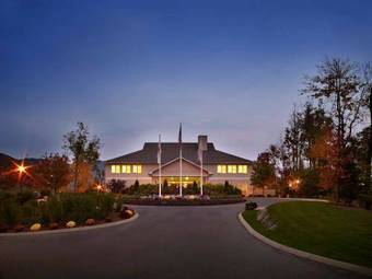 Hotel Vacation Village In The Berkshires