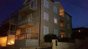 Apartments Dropuljic