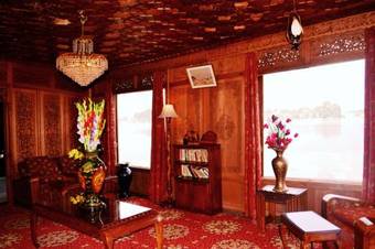 Hotel Canada Houseboats