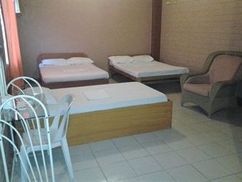 La Maria Pension Hotel