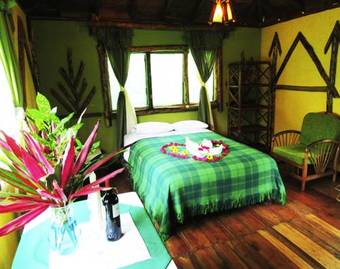 Suchipakari Amazon Eco -lodge & Jungle Reserve