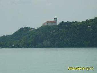 Hostal N�vay Vend�gh�z